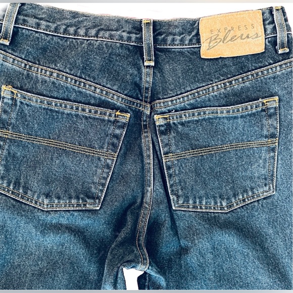 Express Blues High Waisted BootCut Mom Jeans sz 10 - Picture 2 of 9